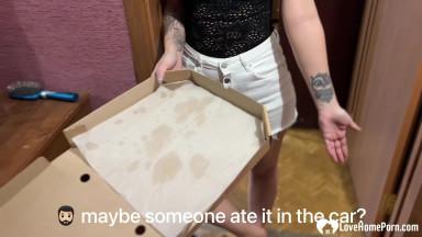 Brunette babe getting hardcore dicked by pizza delivery guy