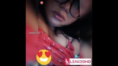 Cute Indo Girl Showing Her Boobs on video Call Part 4