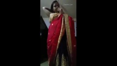 Sexy Bangla Boudi Showing Her Boobs and Pussy On cal