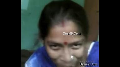 Exclusive- Desi Village Boudi Sucking Dewar Dick