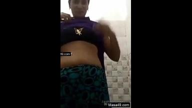 Horny Desi Bhabhi Showing Her Big Boobs On Video Call