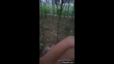 Desi Village Girl Out Door Pussy Fingering By Bf