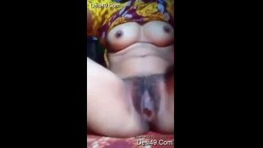 Desi Village Girl Fingering