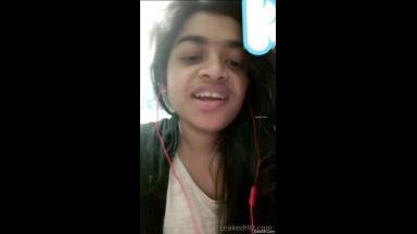  Sexy Desi Girl Showing Her Boobs and Pussy On Video Call