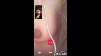 Sexy Paki Girl Showing Her Boobs and Pussy On Video Call