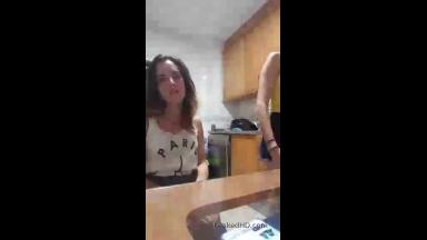 twerking blonde girl in the kitchen