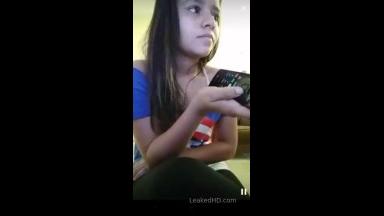 brazilian teen dancing on periscope