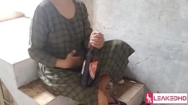 DESI LOCAL RENDI OUTDOOR DRINKING BEER PISSING BEER BOTTLE