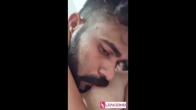 Desi Mallu Wife Pussy Licking