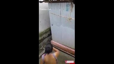 Desi Cute Girl Bathing by Hidden cam