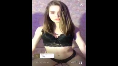 teens kissing and licking pussy on periscope