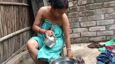 Desi Village Bhabhi Amrita Cock Sucked While Outdoor Bathing And Drunk Cum