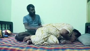 Mallu Couple Wonderful Sex On Bedroom Kerala Aunty