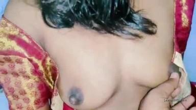 Cream Color Saare In Indian Sexy Wife