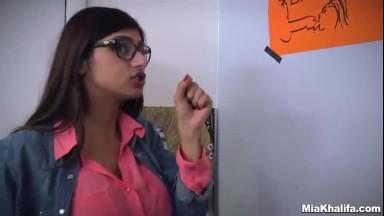 BJ Lessons w Mia Khalifa