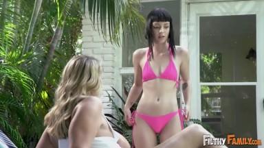 FILTHY FAMILY - Stepmom Joslyn Jane Teaches Step Daughter Nala Nova