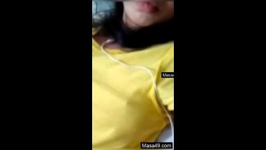 Today Exclusive- Cute Bangla Girl Showing Her Boobs