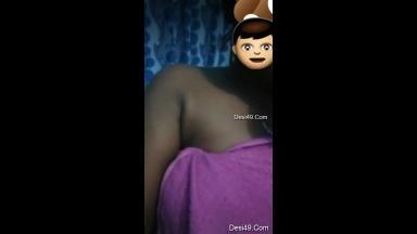 Today Exclusive  Cute Desi Girl Showing her Boobs