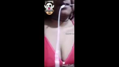 Today Exclusive Cute Bangla Girl Showing Her Boobs and Pussy On Video Call