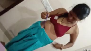 Today Exclusive- Desi Mature Bhabhi Handjob and Ridding Dick Part 6