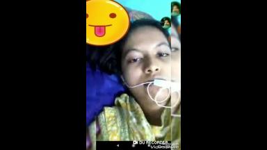 Today Exclusive- Cute Bangla Girl Showing Her Boobs and Pussy to Lover On Video Call part 1