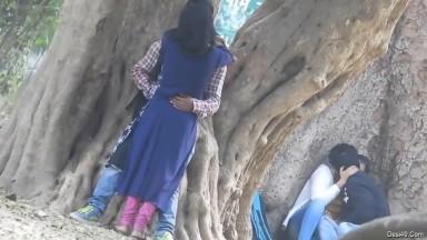 Today Exclusive- Desi Lovers Romance In Park