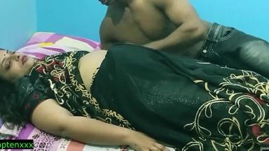 Today Exclusive  Sexy Dewar Bhabhi Romance and Fucking