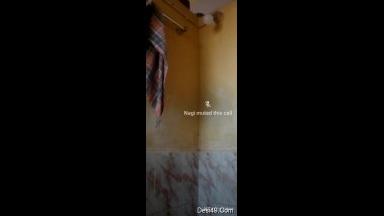 Today Exclusive Desi Girl Showing Her Nude Body To Lover On Video Call