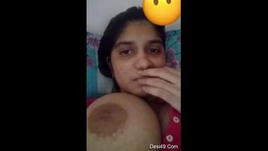 Today Exclusive  Desi Girl Shows her Big Boobs Part 2