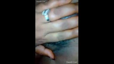 Desi Bhabhi Record Her Nude Video For Ex Lover