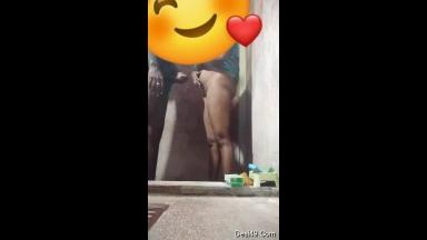 Today Exclusive  Desi Cpl Fucking In Bathroom