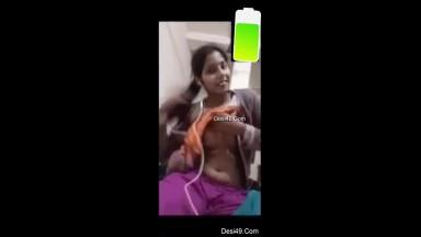 Today Exclusive-Desi Bangla Girl Shows her Boobs