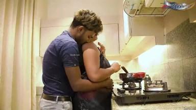 Today Exclusive-INDIAN DESI BIG BOOBS HOUSEWIFE HARDCORE FUCK WITH HER HUSBAND IN KITCHEN AT MORNING