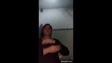 Today Exclusive-Paki Girl Shows Her Boobs and Pussy