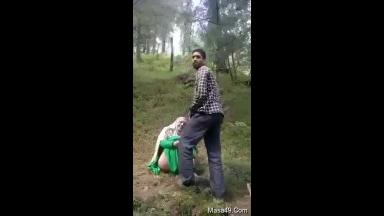 Today Exclusive -Desi Village Girl OutDoor Fucking