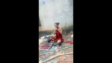 Desi Girl OutDoor bathing