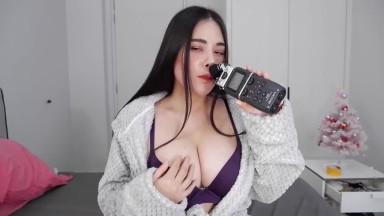 ASMR Wan Cucumber Licking Video Leaked