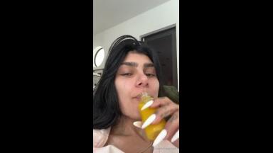 Mia Khalifa Onlyfans Tits Play In Livestream Leaked