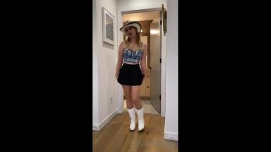 Bella Lynn Cowgirl Riding Sex Video OnlyFans Leaked