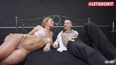 Natural tits blonde has rough anal sex gets ass to mouth and swallows cum