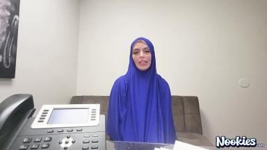 NOOKIES Hijab Sex Can she get Through Immigration