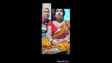 Desi Bhabhi Shows Masturbating