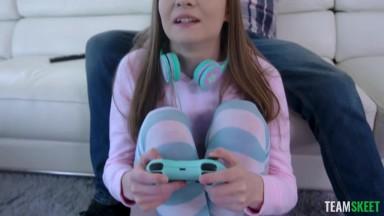 Tiny Gamer Girl