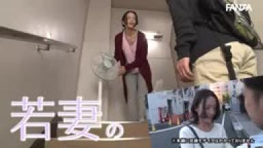 HUNTB-357 The Erotic Nipples Of A Young Wife Who Takes Out The Trash