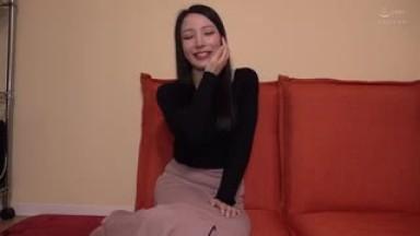 BLOR-192 H-cup Receptionist At First Glance She Looks Like A Beautiful Mature Woman But When She Talks She Gets Into A Good Mood And Becomes Lewd I Expose My Drool-covered Ahegao Face And My Cock Falls