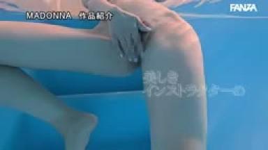 ROE-245 Swimming Lessons Crowded With Middle-aged Men Beautiful Big-breasted Instructor Yuka Mizuno Gets Gang-raped And Impregnated