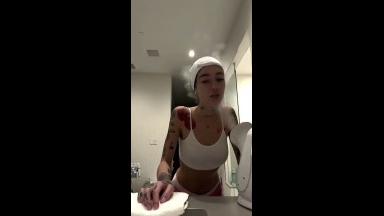 Bhad Bhabie Nipple Pokies Teasing Onlyfans Video Leaked