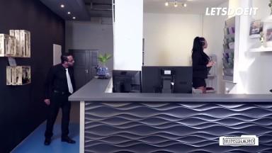 Busty Secretary Jacky Lawless Fucks Boss After She Seduces Him - LETSDOEIT