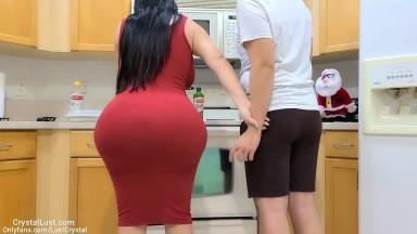 BIG ASS STEPMOM FUCKS HER STEPSON IN THE KITCHEN AFTER SEEING HIS BIG BONER ON THANKSGIVING