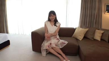 SIRO-4948 A 31-year-old Married Woman With The Best Face And Style Appears